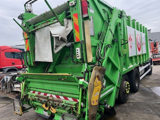 DAF CF 75.250 FAN75.250 CF 6X2 - Auto na odvoz odpadu: obrázok 3 DAF CF 75.250 FAN75.250 CF 6X2 - Auto na odvoz odpadu: obrázok 3