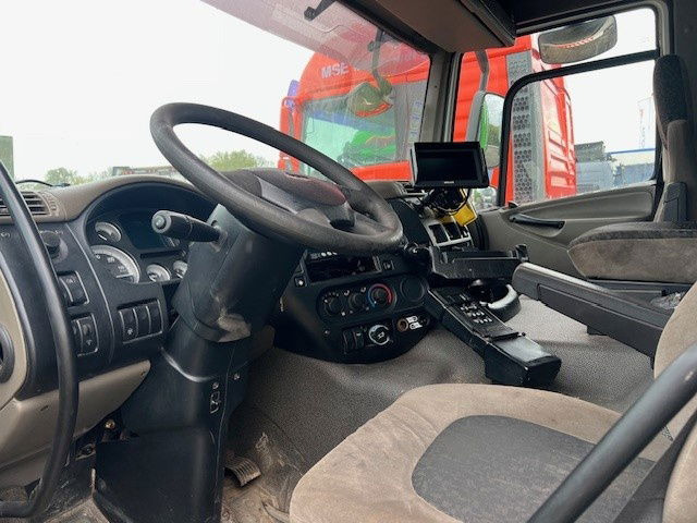 DAF CF 75.250 FAN75.250 CF 6X2 - Auto na odvoz odpadu: obrázok 5 DAF CF 75.250 FAN75.250 CF 6X2 - Auto na odvoz odpadu: obrázok 5