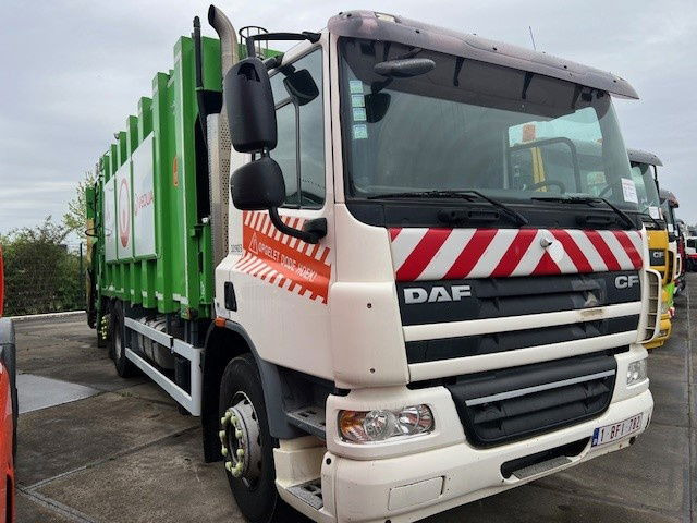 DAF CF 75.250 FAN75.250 CF 6X2 - Auto na odvoz odpadu: obrázok 2 DAF CF 75.250 FAN75.250 CF 6X2 - Auto na odvoz odpadu: obrázok 2
