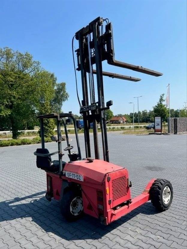 Moffett M2003 - Závesný vysokozdvižný vozík: obrázok 3 Moffett M2003 - Závesný vysokozdvižný vozík: obrázok 3