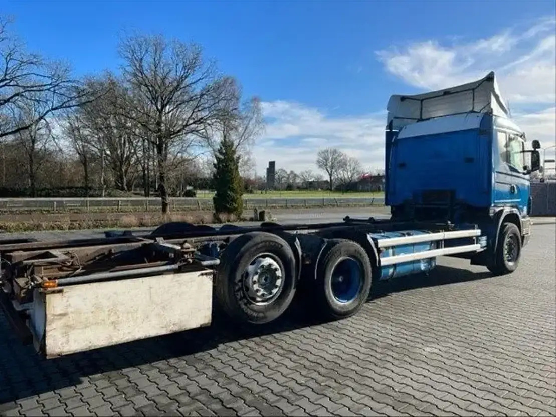 Scania R114-340 .340 - Podvozek s kabinou: obrázok 4 Scania R114-340 .340 - Podvozek s kabinou: obrázok 4