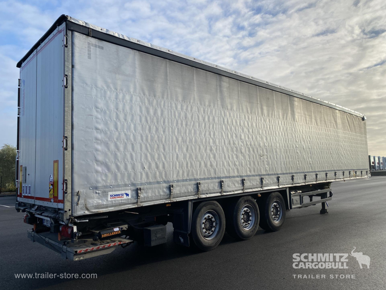 SCHMITZ Curtainsider Standard Taillift - Plachtový náves: obrázok 3 SCHMITZ Curtainsider Standard Taillift - Plachtový náves: obrázok 3