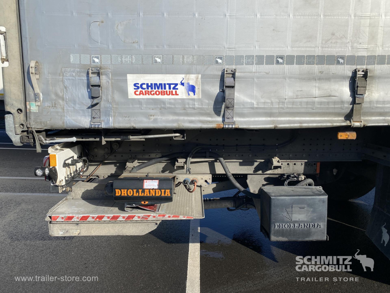 SCHMITZ Curtainsider Standard Taillift - Plachtový náves: obrázok 4 SCHMITZ Curtainsider Standard Taillift - Plachtový náves: obrázok 4