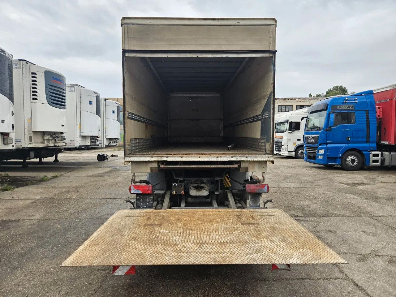 MAN TGA 26.400 BDF Tail Lift Euro5, New Smart2 Tacho - Kontejnérový podvozek/ Výměnná nástavba: obrázok 5 MAN TGA 26.400 BDF Tail Lift Euro5, New Smart2 Tacho - Kontejnérový podvozek/ Výměnná nástavba: obrázok 5