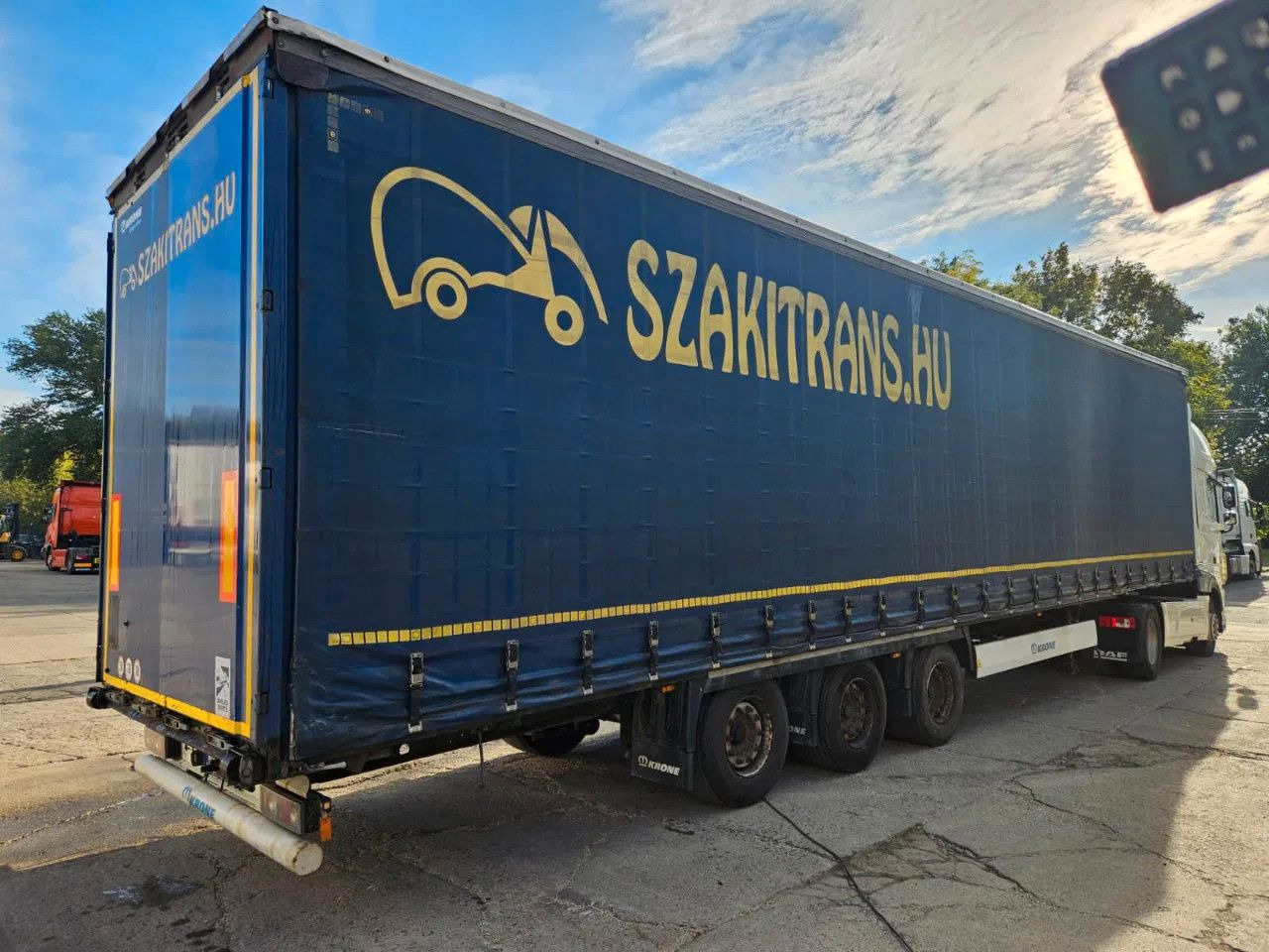 Krone SD Mega 2 units, Lifting axle A - Náves: obrázok 4 Krone SD Mega 2 units, Lifting axle A - Náves: obrázok 4