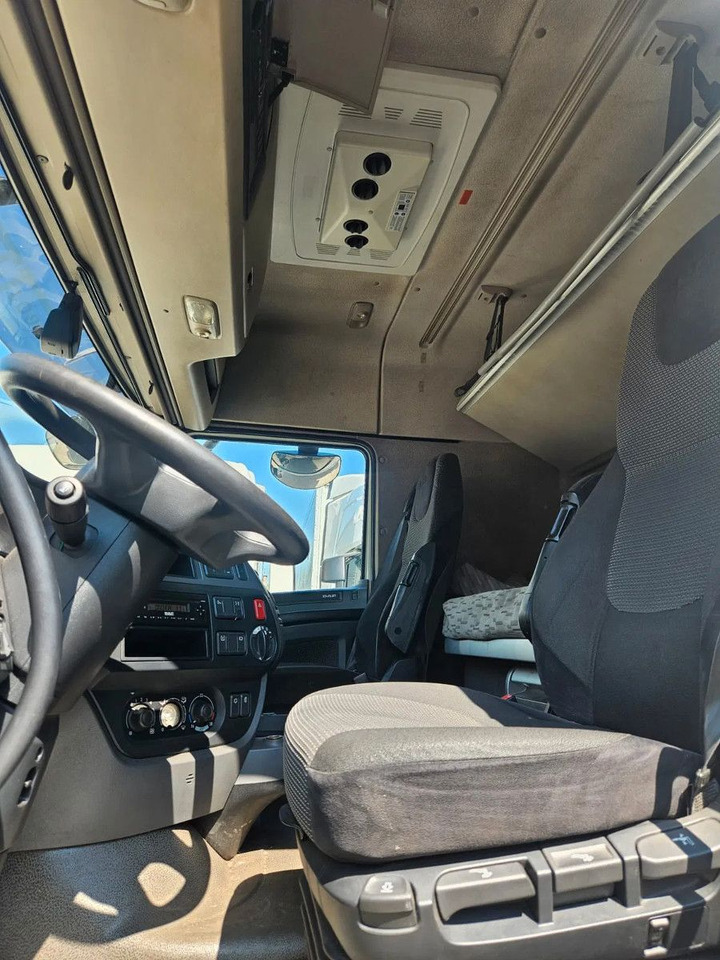 DAF XF 460 Mega Standklima Space Cab - Ťahač: obrázok 5 DAF XF 460 Mega Standklima Space Cab - Ťahač: obrázok 5