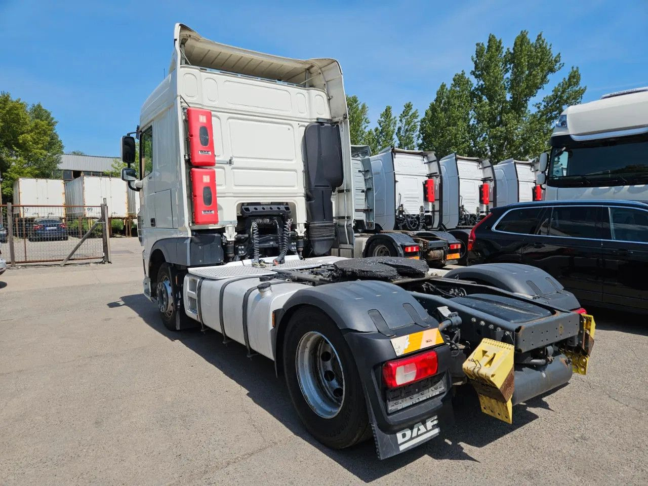 DAF XF 460 Space Cab Standklima 2 units - Ťahač: obrázok 3 DAF XF 460 Space Cab Standklima 2 units - Ťahač: obrázok 3