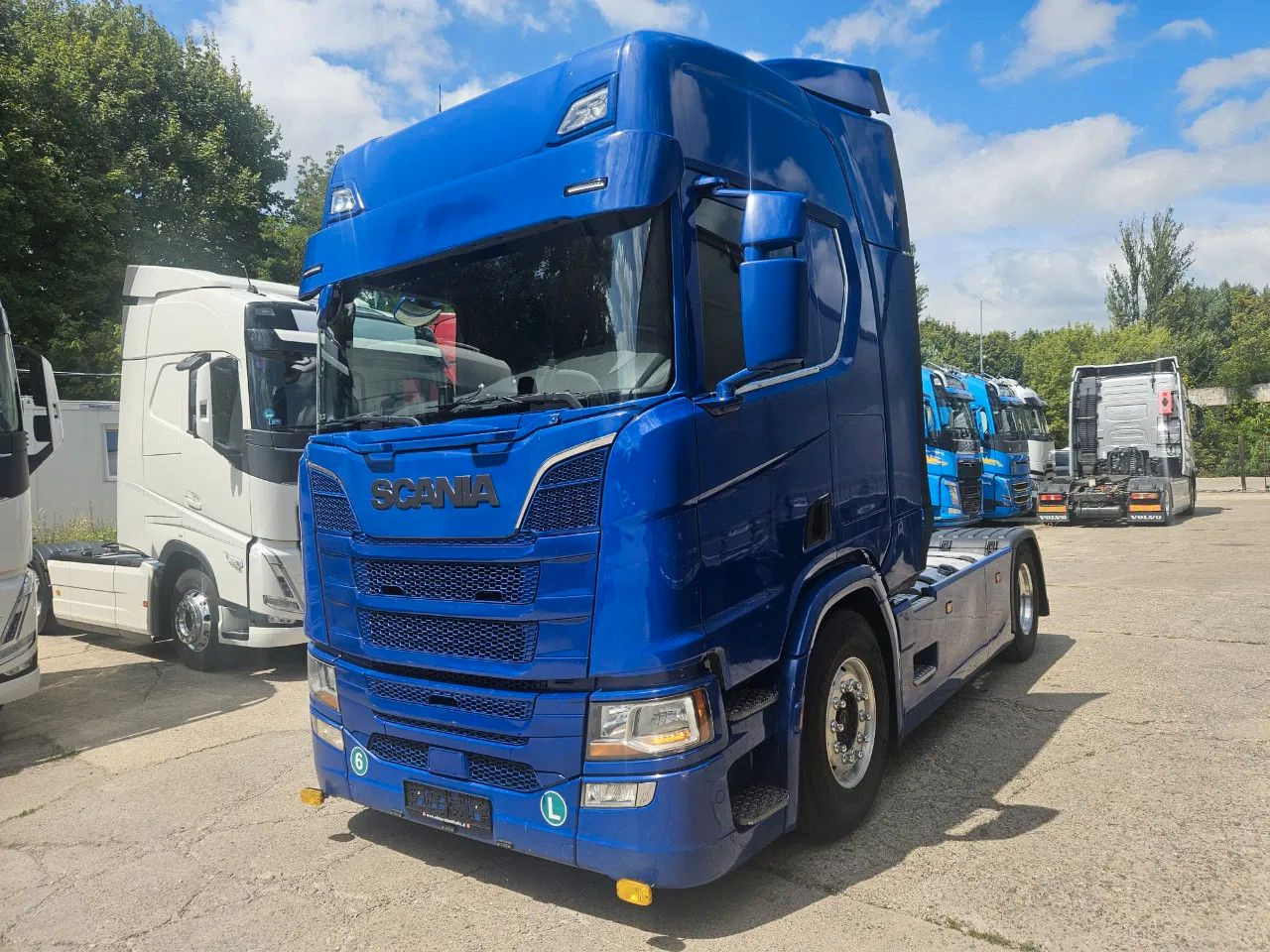 Scania R410 Standard - Full Spoiler - Retarder - Alloy - Ťahač: obrázok 1 Scania R410 Standard - Full Spoiler - Retarder - Alloy - Ťahač: obrázok 1