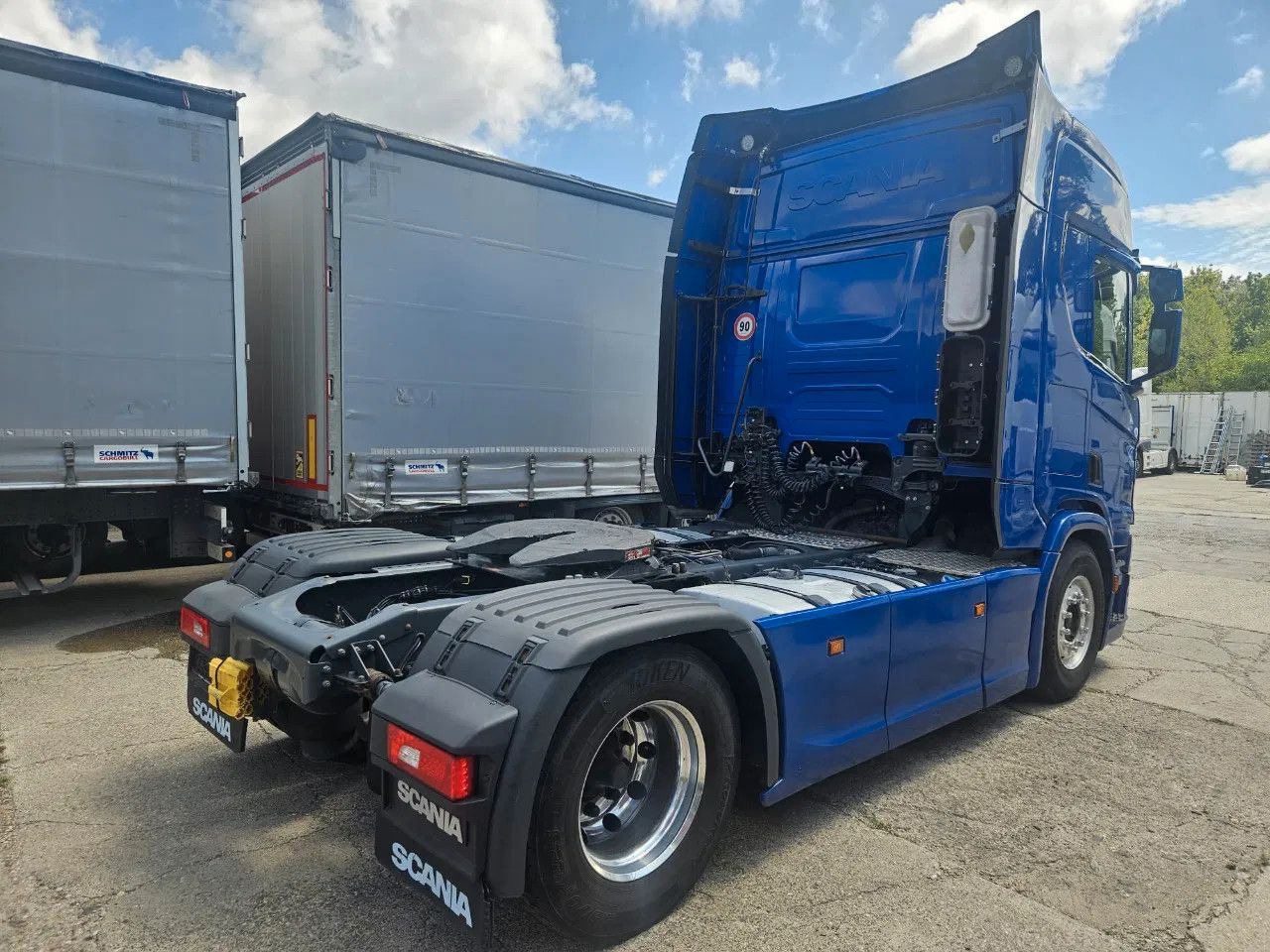 Scania R410 Standard - Full Spoiler - Retarder - Alloy - Ťahač: obrázok 3 Scania R410 Standard - Full Spoiler - Retarder - Alloy - Ťahač: obrázok 3