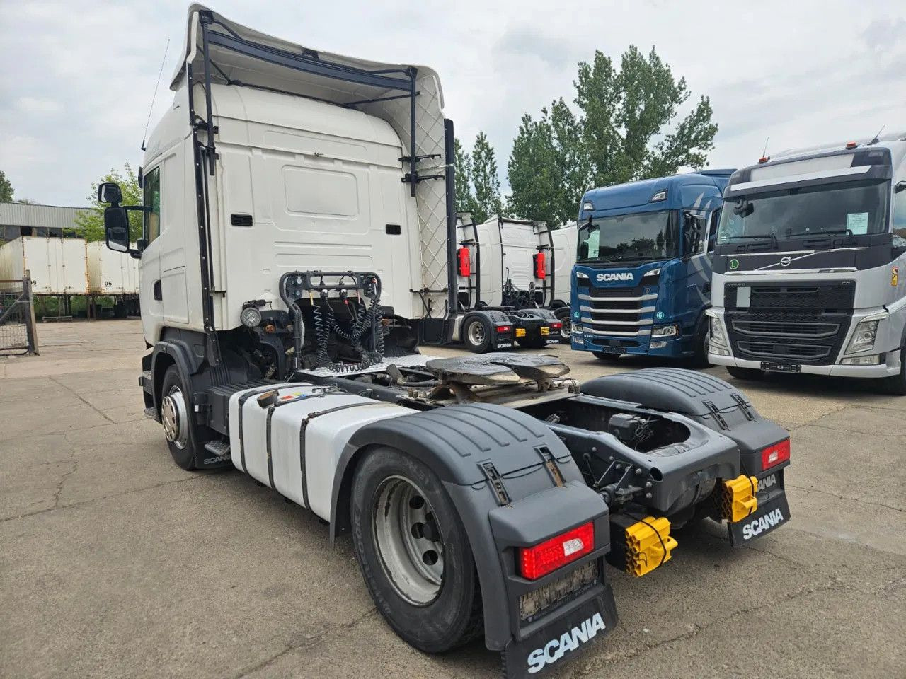 Scania R450 Hydraulics, HighLine, Standklima 2 units - Ťahač: obrázok 4 Scania R450 Hydraulics, HighLine, Standklima 2 units - Ťahač: obrázok 4