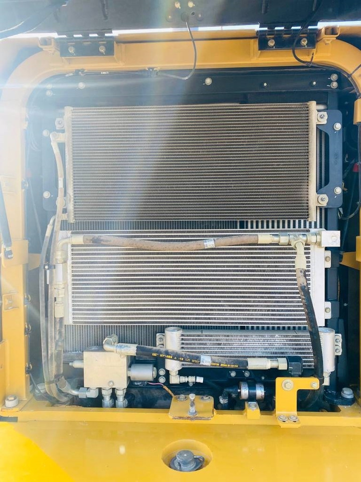Kolesový nakladač CAT 950 GC: obrázok 13