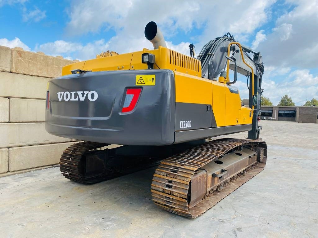 Volvo EC 250 D N L - Pásové rýpadlo: obrázok 5 Volvo EC 250 D N L - Pásové rýpadlo: obrázok 5