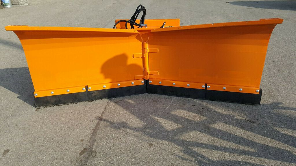 CAT neues Schneeschild Vario 2,6 m, 2,2m, 2,9m, 3,3m - Radlica na sneh pre Komunálne/ Špeciálne stroje: obrázok 3 CAT neues Schneeschild Vario 2,6 m, 2,2m, 2,9m, 3,3m - Radlica na sneh pre Komunálne/ Špeciálne stroje: obrázok 3