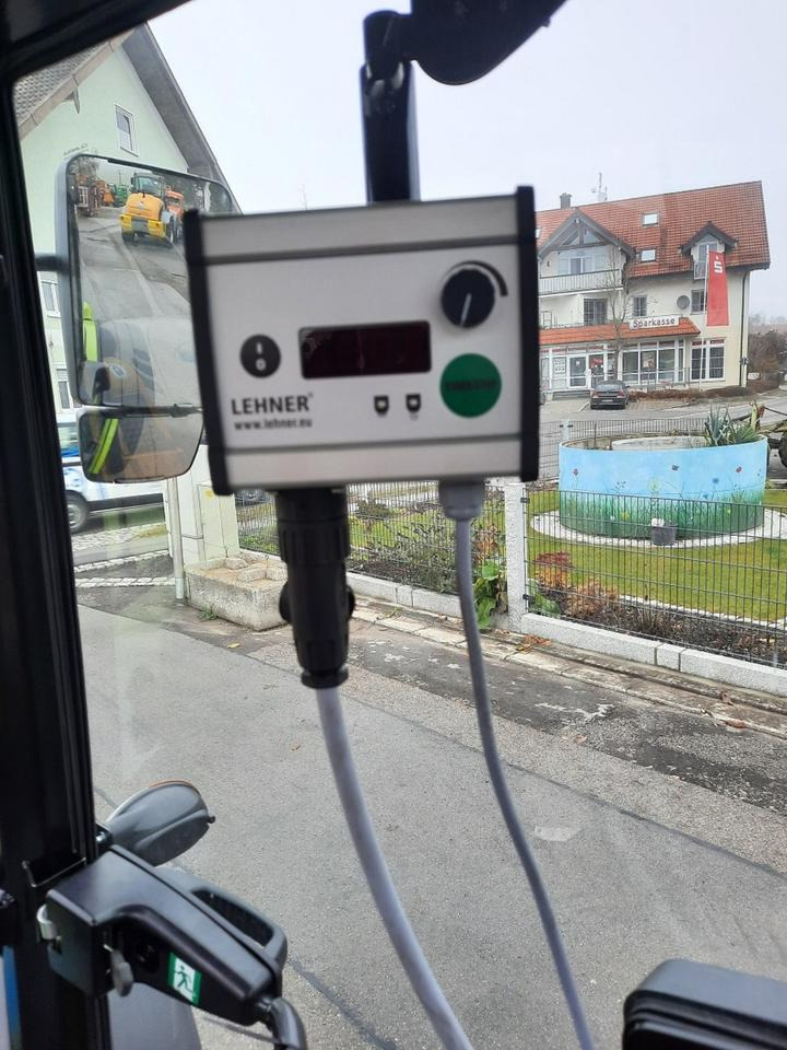 Lehner Polaro 250 Streuer Salzstreuer Radlader Schlepper - Rozmetač piesku/ Soli: obrázok 5 Lehner Polaro 250 Streuer Salzstreuer Radlader Schlepper - Rozmetač piesku/ Soli: obrázok 5