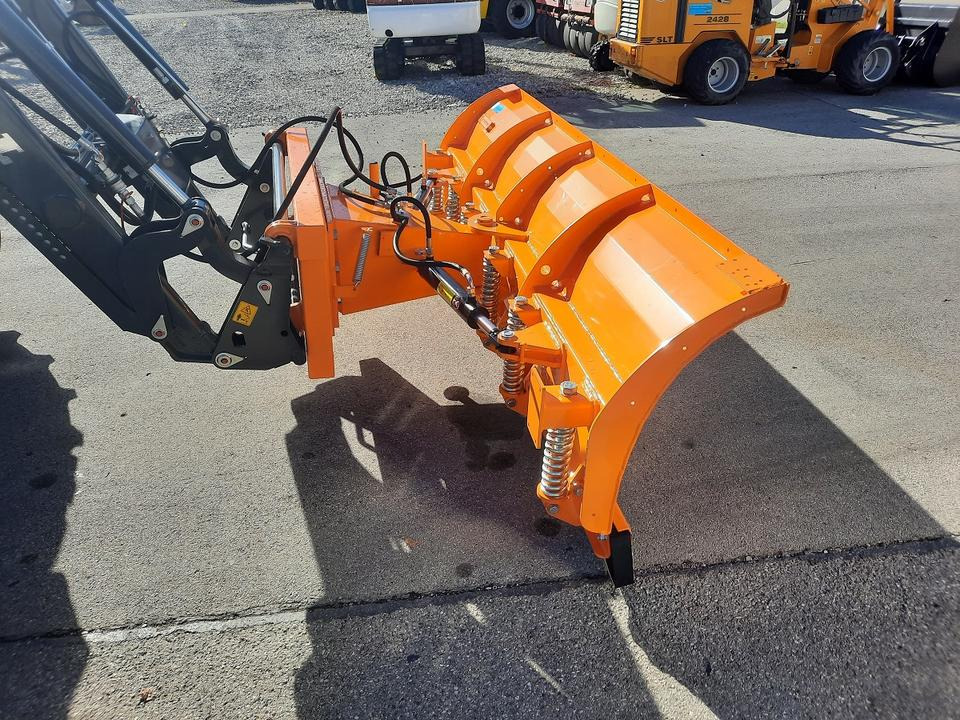 Schneeschild 2,6m Fendt Schlepper Radlader Hoflader Frontlader - Radlica na sneh: obrázok 4 Schneeschild 2,6m Fendt Schlepper Radlader Hoflader Frontlader - Radlica na sneh: obrázok 4