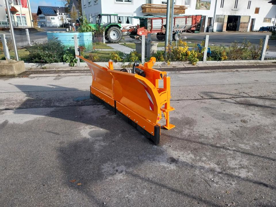 Schneeschild Vario 2,50m Schneepflug Schlepper Radlader Fendt - Radlica na sneh: obrázok 2 Schneeschild Vario 2,50m Schneepflug Schlepper Radlader Fendt - Radlica na sneh: obrázok 2