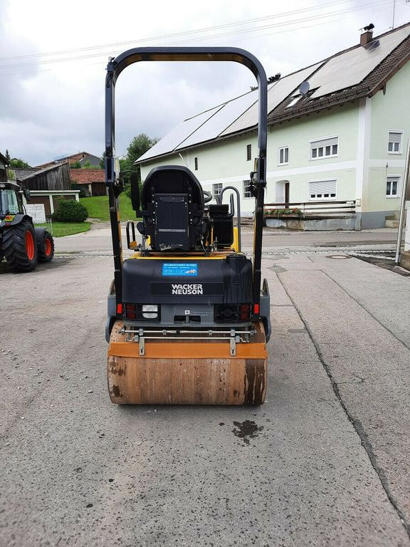 Wacker RD 27-120, neuer Motor 1 Stunde - Valec: obrázok 4 Wacker RD 27-120, neuer Motor 1 Stunde - Valec: obrázok 4