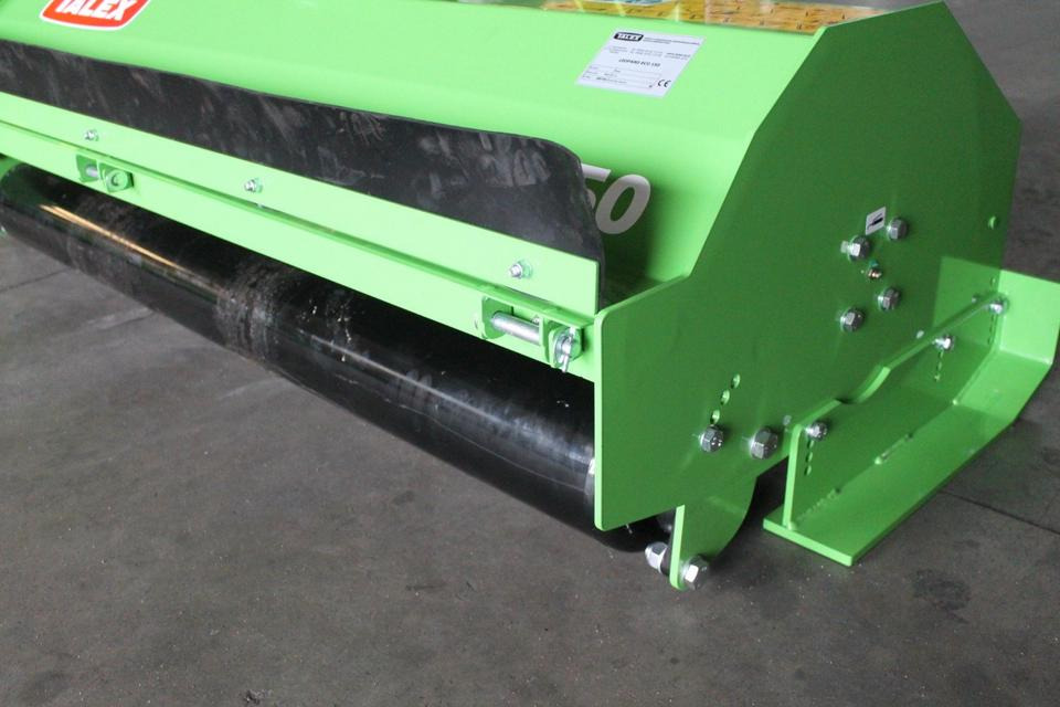 Neuer Mulcher, Schlegelmulcher Talex Eco 1,00-2,20m verfügbar - Kladivkový mulčovač: obrázok 4 Neuer Mulcher, Schlegelmulcher Talex Eco 1,00-2,20m verfügbar - Kladivkový mulčovač: obrázok 4