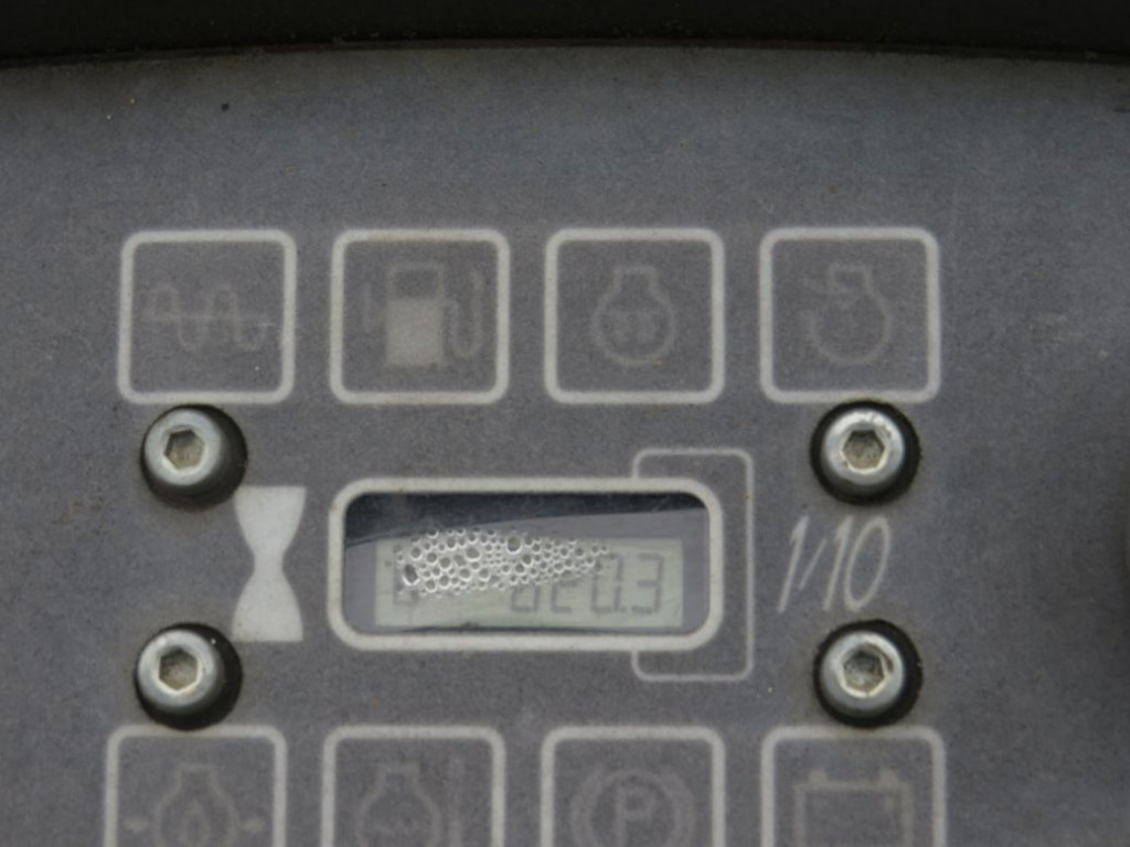 CATERPILLAR CATERPILLAR Tandem-Vibrationswalze Baumaschine CB14 B - Valec: obrázok 4 CATERPILLAR CATERPILLAR Tandem-Vibrationswalze Baumaschine CB14 B - Valec: obrázok 4