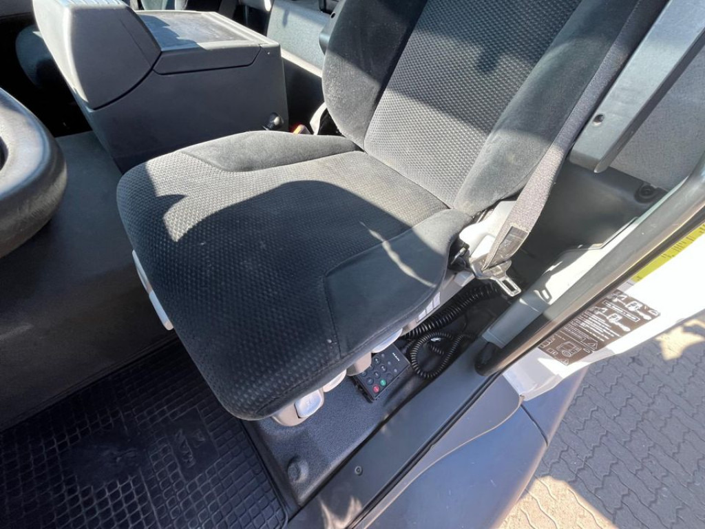 MAN TG-S 26.400 6x2-2 BL Pritsche Heckkran 5xhydr.Ausschub, Funk - Valníkový/ Plošinový nákladný automobil, Auto s hydraulickou rukou: obrázok 3 MAN TG-S 26.400 6x2-2 BL Pritsche Heckkran 5xhydr.Ausschub, Funk - Valníkový/ Plošinový nákladný automobil, Auto s hydraulickou rukou: obrázok 3