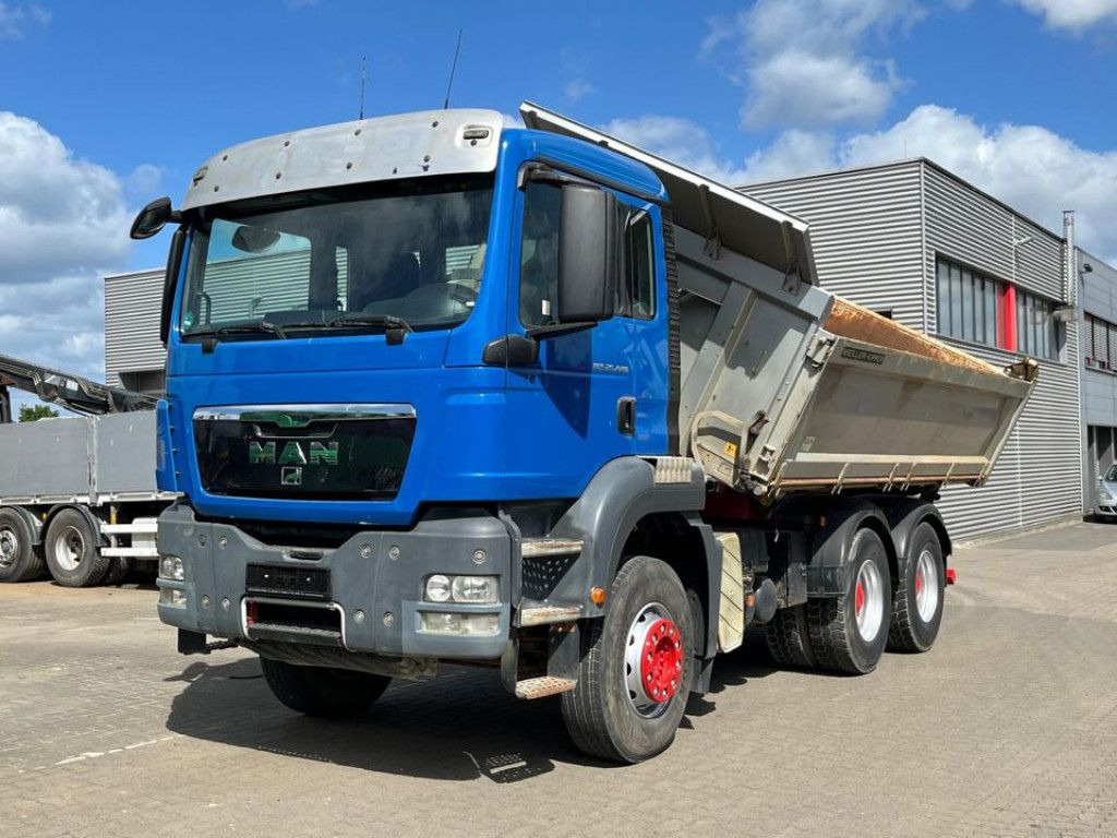 MAN TG-S 26.440 6x4 BB 3-Achs Kipper MeillerSchalter MAN TG-S 26.440 6x4 BB 3-Achs Kipper MeillerSchalter - Sklápač: obrázok 1 MAN TG-S 26.440 6x4 BB 3-Achs Kipper MeillerSchalter MAN TG-S 26.440 6x4 BB 3-Achs Kipper MeillerSchalter - Sklápač: obrázok 1