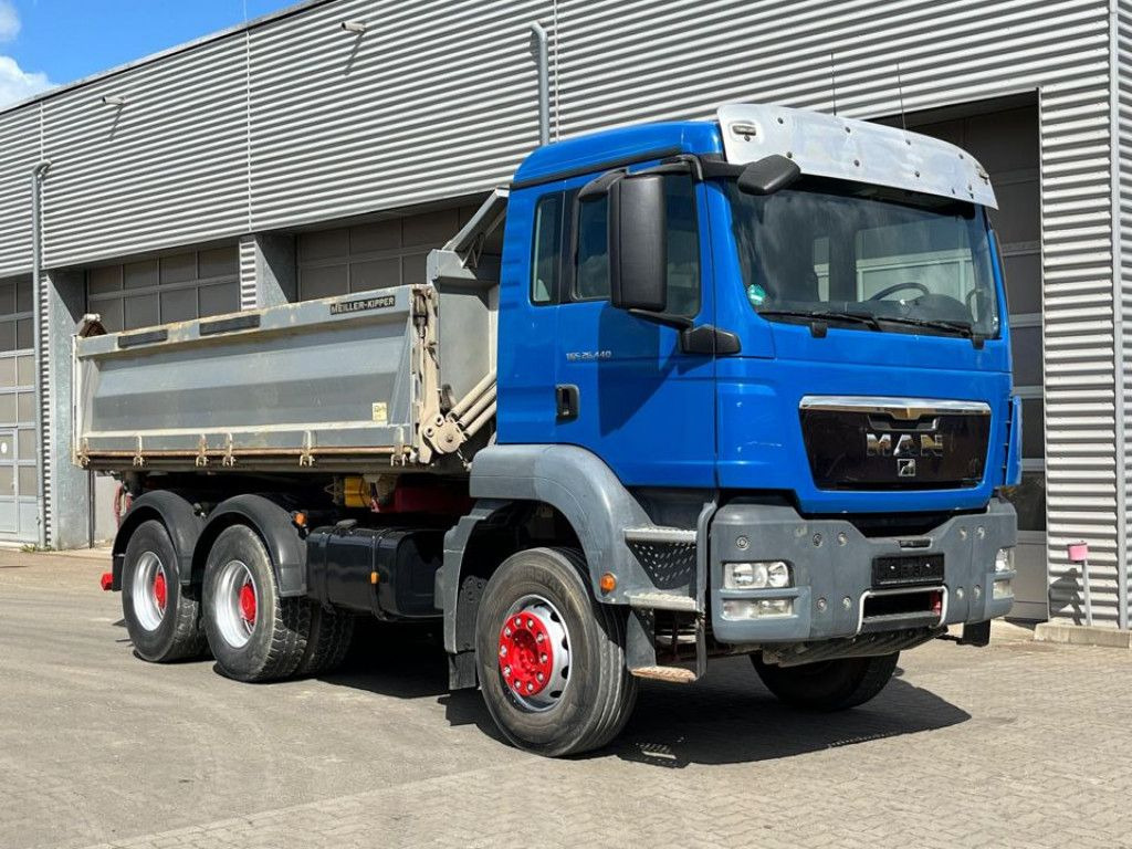 MAN TG-S 26.440 6x4 BB 3-Achs Kipper MeillerSchalter MAN TG-S 26.440 6x4 BB 3-Achs Kipper MeillerSchalter - Sklápač: obrázok 2 MAN TG-S 26.440 6x4 BB 3-Achs Kipper MeillerSchalter MAN TG-S 26.440 6x4 BB 3-Achs Kipper MeillerSchalter - Sklápač: obrázok 2
