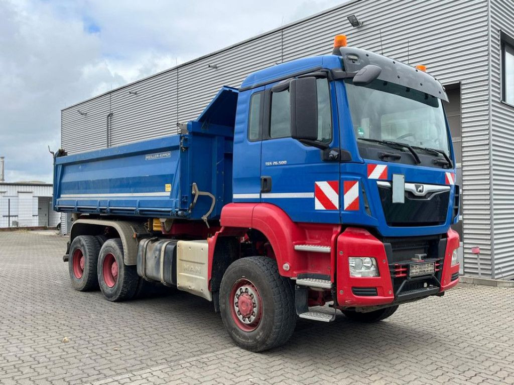 MAN TG-S 26.500 6x6 BB 3-Achs Allradkipper Bordmatik - Sklápač: obrázok 2 MAN TG-S 26.500 6x6 BB 3-Achs Allradkipper Bordmatik - Sklápač: obrázok 2