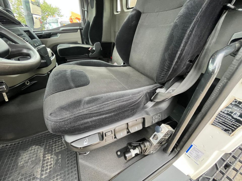 MAN TG-S 37.470 8x4 4-Achs Kipper Meiller Bordmatik - Sklápač: obrázok 5 MAN TG-S 37.470 8x4 4-Achs Kipper Meiller Bordmatik - Sklápač: obrázok 5