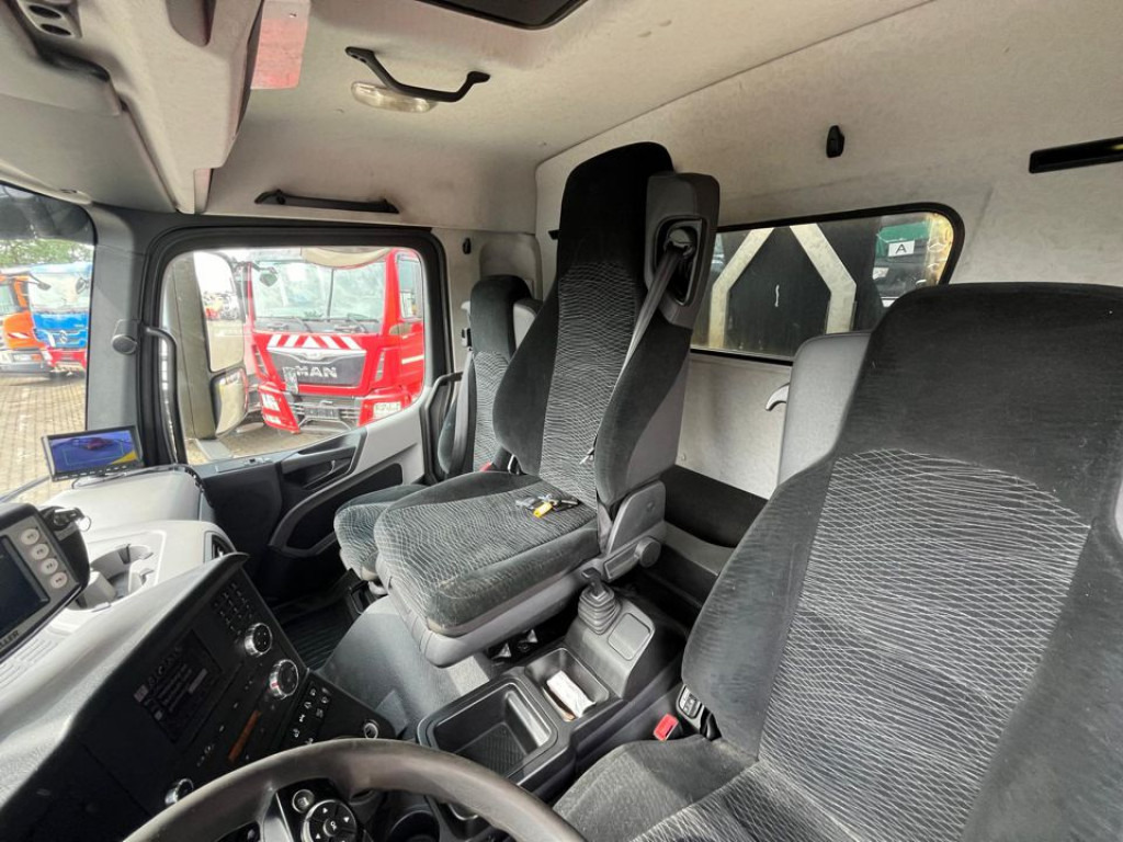 MERCEDES-BENZ Antos 2533 L 6x2 ENA Müllwagen Zoeller + Schüttung - Auto na odvoz odpadu: obrázok 3 MERCEDES-BENZ Antos 2533 L 6x2 ENA Müllwagen Zoeller + Schüttung - Auto na odvoz odpadu: obrázok 3