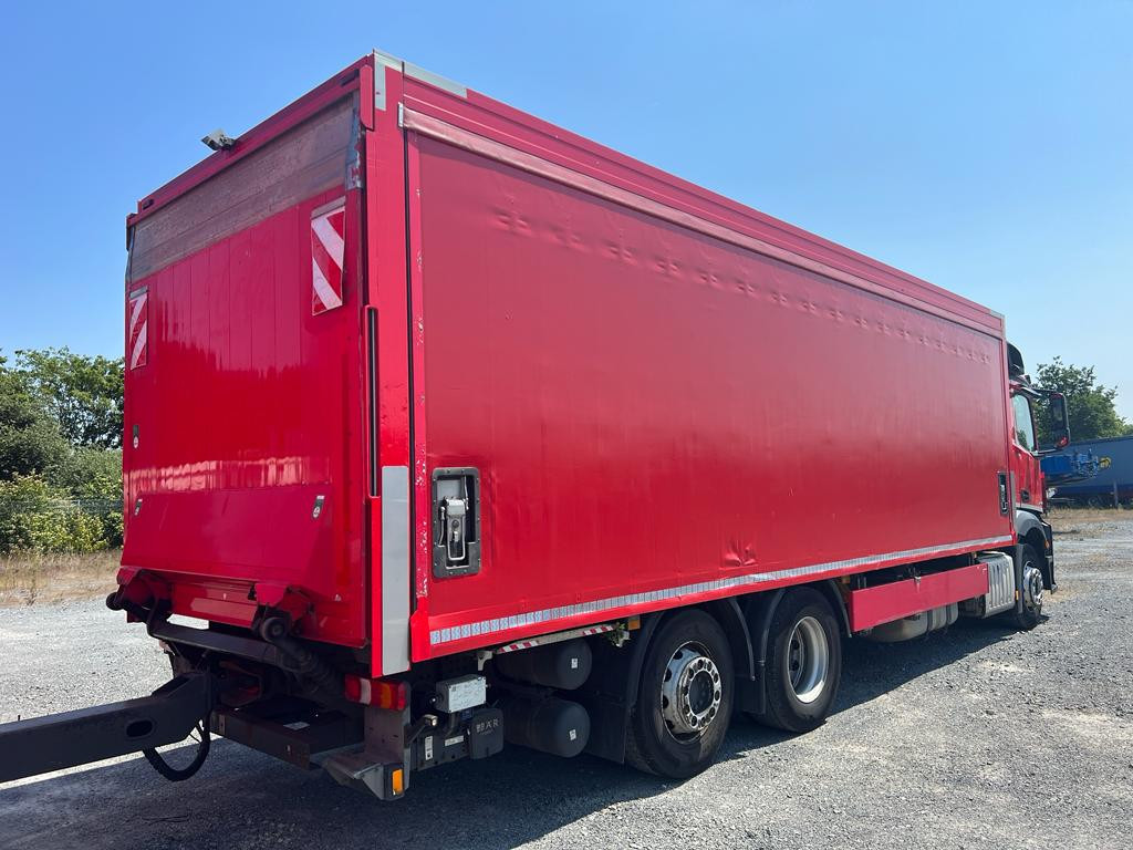 MERCEDES-BENZ Antos 2540 L 6x2 Pritsche LBW Coca Cola, 8,2m Getränke - Plachtové nákladné vozidlo: obrázok 4 MERCEDES-BENZ Antos 2540 L 6x2 Pritsche LBW Coca Cola, 8,2m Getränke - Plachtové nákladné vozidlo: obrázok 4