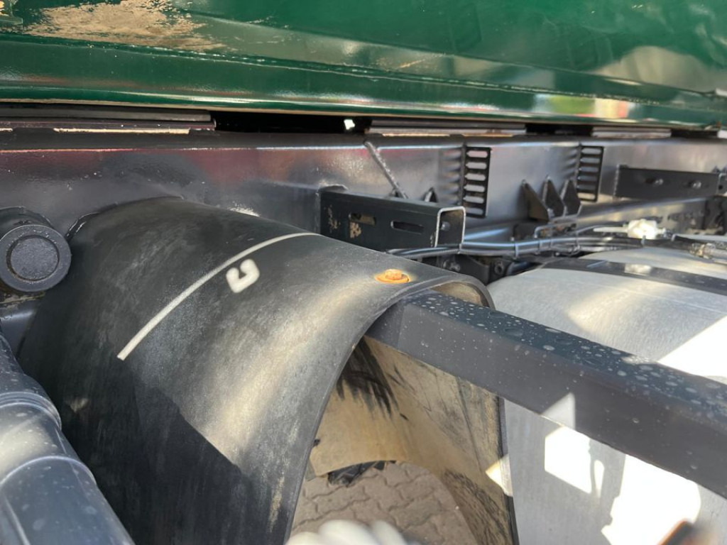 MERCEDES-BENZ Arocs 4145 8x8 4 Achs Muldenkipper Meiller - Sklápač: obrázok 4 MERCEDES-BENZ Arocs 4145 8x8 4 Achs Muldenkipper Meiller - Sklápač: obrázok 4