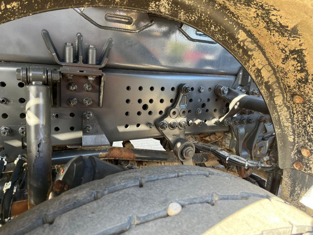 MERCEDES-BENZ Arocs 4145 8x8 4 Achs Muldenkipper Meiller - Sklápač: obrázok 5 MERCEDES-BENZ Arocs 4145 8x8 4 Achs Muldenkipper Meiller - Sklápač: obrázok 5