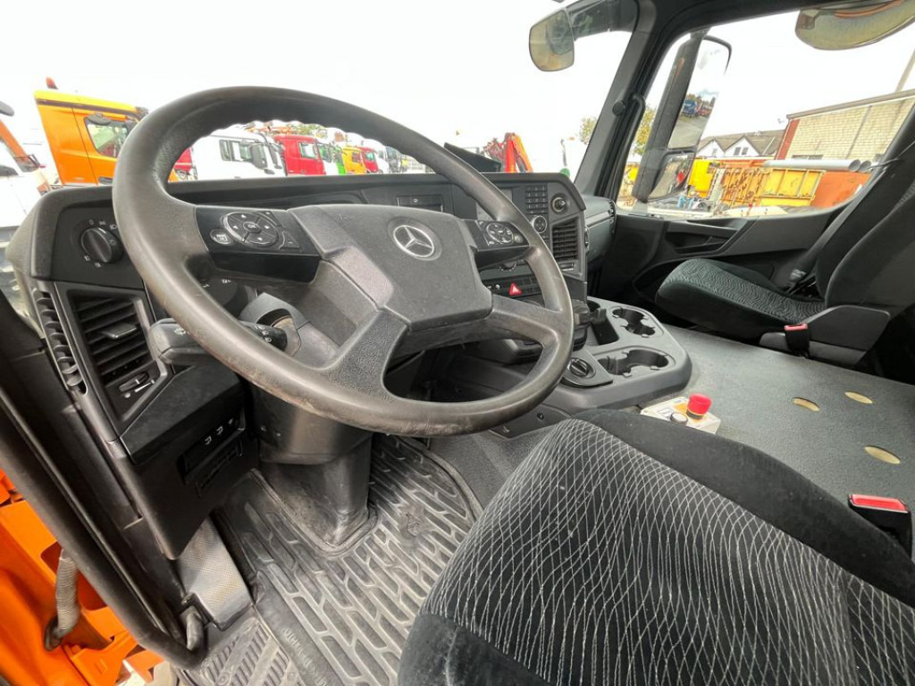 MERCEDES-BENZ Mercedes-Benz Arocs Betonmischer 3236 8x4 Deutsch Top AP Achsen - Domiešavač: obrázok 5 MERCEDES-BENZ Mercedes-Benz Arocs Betonmischer 3236 8x4 Deutsch Top AP Achsen - Domiešavač: obrázok 5