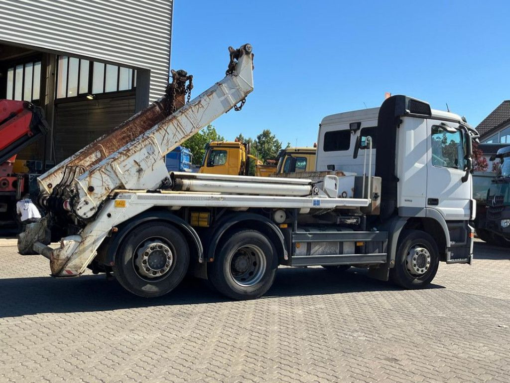 Mercedes-Benz Actros 2541 L6x2 Absetzkipper Meiller - Sklápač: obrázok 4 Mercedes-Benz Actros 2541 L6x2 Absetzkipper Meiller - Sklápač: obrázok 4