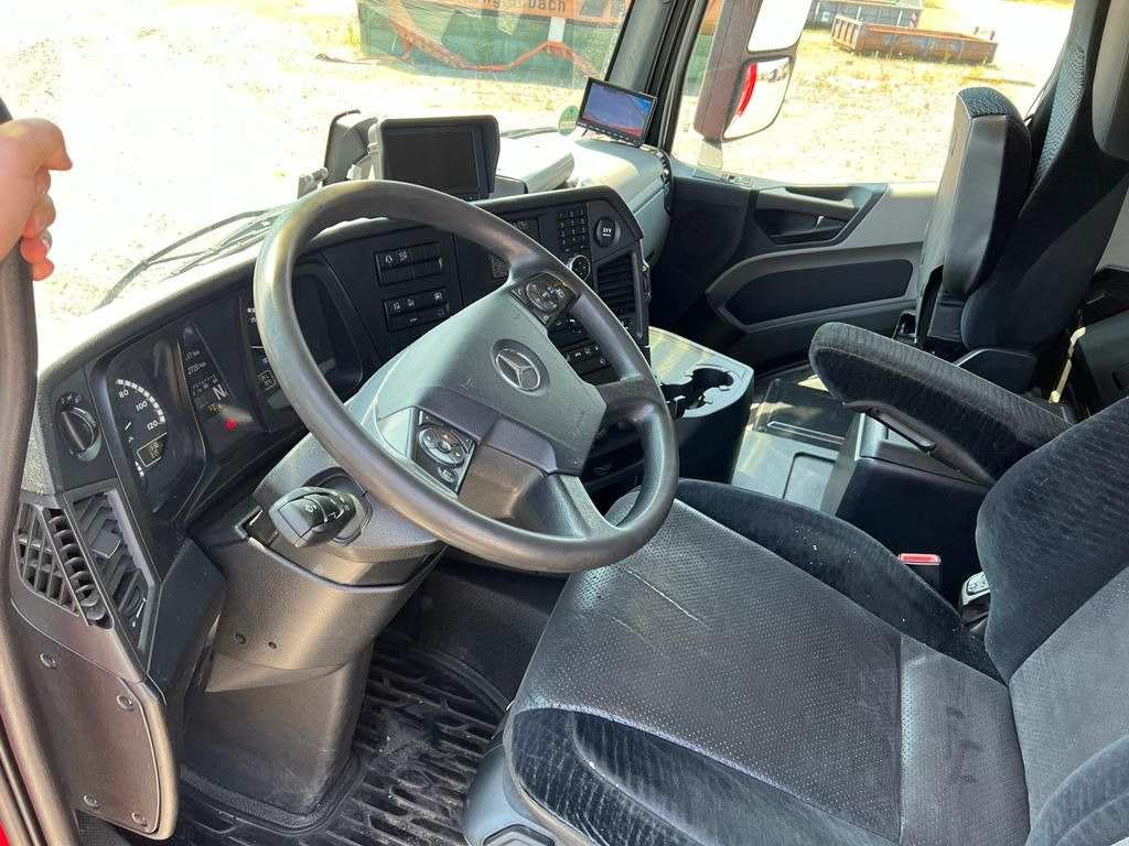 Mercedes-Benz Antos 2540 L 6x2 Pritsche LBW Mercedes-Benz Antos 2540 L 6x2 Pritsche LBW - Přepravník nápojů: obrázok 5 Mercedes-Benz Antos 2540 L 6x2 Pritsche LBW Mercedes-Benz Antos 2540 L 6x2 Pritsche LBW - Přepravník nápojů: obrázok 5