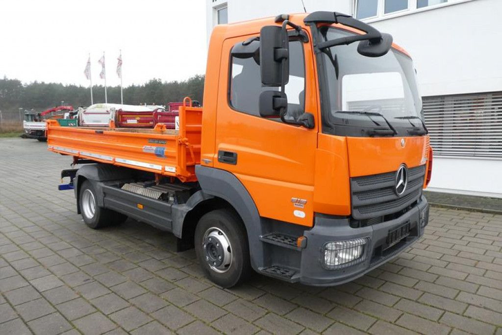 Mercedes-Benz Atego 818 K 2-Achs Kipper Schalter - Dodávka sklápač: obrázok 2 Mercedes-Benz Atego 818 K 2-Achs Kipper Schalter - Dodávka sklápač: obrázok 2
