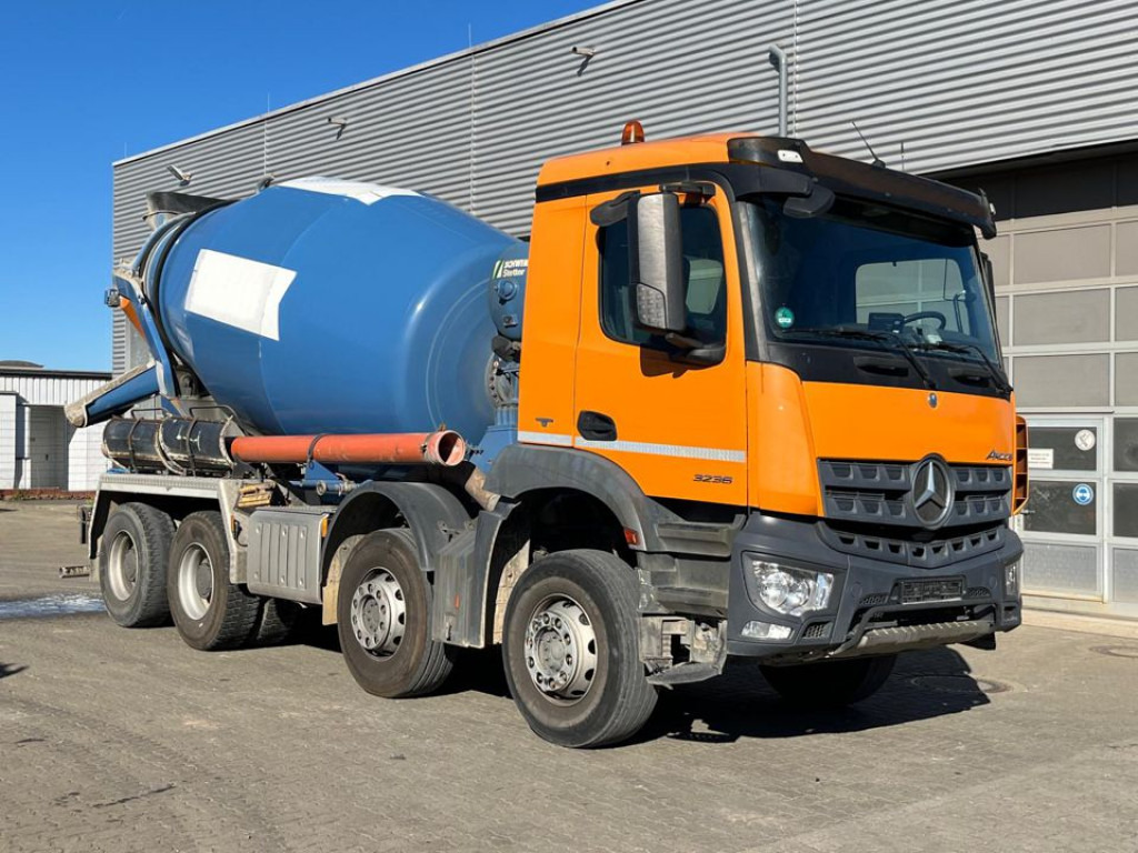 MERCEDES-BENZ Arocs 3236 8x4 Betonmischer Deutsch Top AP Achsen - Nákladné auto: obrázok 4 MERCEDES-BENZ Arocs 3236 8x4 Betonmischer Deutsch Top AP Achsen - Nákladné auto: obrázok 4