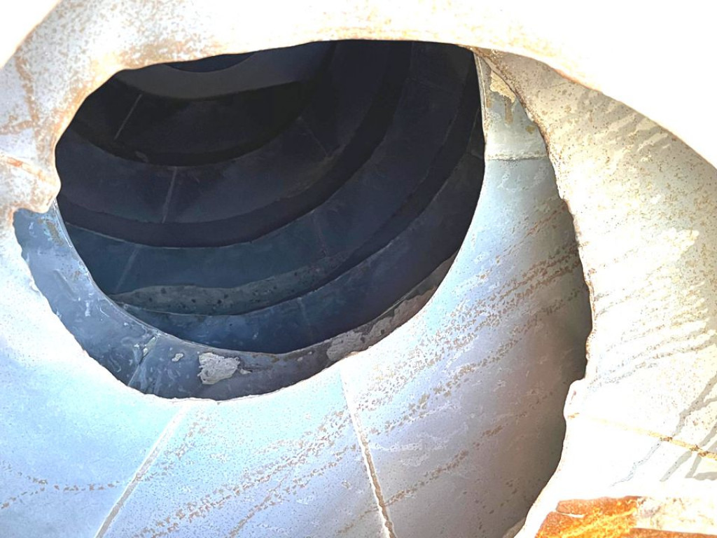 MERCEDES-BENZ Arocs 3236 8x4 Betonmischer Deutsch Top AP Achsen - Nákladné auto: obrázok 3 MERCEDES-BENZ Arocs 3236 8x4 Betonmischer Deutsch Top AP Achsen - Nákladné auto: obrázok 3