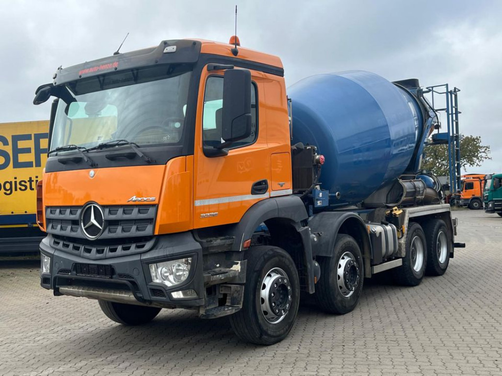 MERCEDES-BENZ Arocs 3236 8x4 Betonmischer Deutsch Top AP Achsen - Nákladné auto: obrázok 1 MERCEDES-BENZ Arocs 3236 8x4 Betonmischer Deutsch Top AP Achsen - Nákladné auto: obrázok 1