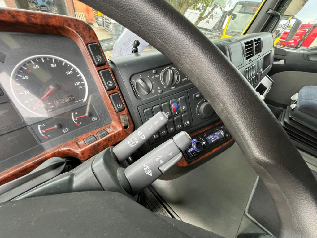 MAN TG-A 41.660 8x4 4 BBS SZM Schwerlast 250 to WSK - Ťahač: obrázok 4 MAN TG-A 41.660 8x4 4 BBS SZM Schwerlast 250 to WSK - Ťahač: obrázok 4