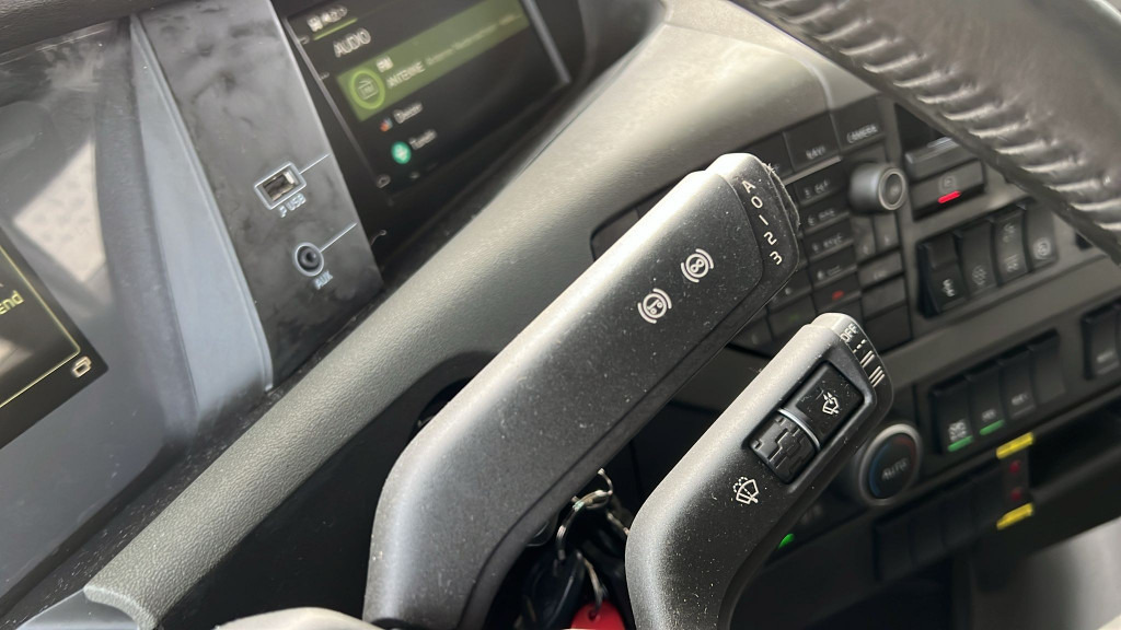 Hákový nosič kontajnerov VOLVO (S) Truck FH 500 6x2 Abrollkipper Funkfernbedienung: obrázok 15 Hákový nosič kontajnerov VOLVO (S) Truck FH 500 6x2 Abrollkipper Funkfernbedienung: obrázok 15