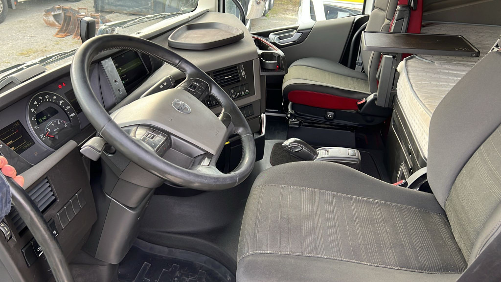 Hákový nosič kontajnerov VOLVO (S) Truck FH 500 6x2 Abrollkipper Funkfernbedienung: obrázok 11 Hákový nosič kontajnerov VOLVO (S) Truck FH 500 6x2 Abrollkipper Funkfernbedienung: obrázok 11