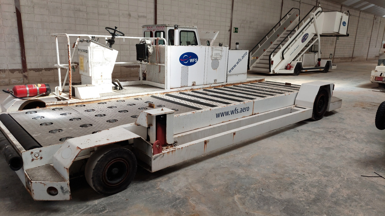 CLT-8 Speedloader FMC - Nakladač kontajnerov/ Paliet: obrázok 4 CLT-8 Speedloader FMC - Nakladač kontajnerov/ Paliet: obrázok 4