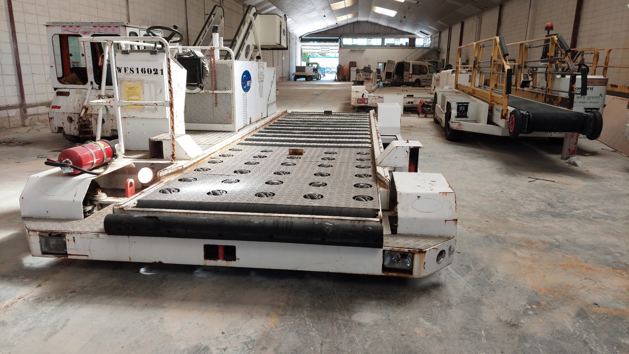 CLT-8 Speedloader FMC - Nakladač kontajnerov/ Paliet: obrázok 1 CLT-8 Speedloader FMC - Nakladač kontajnerov/ Paliet: obrázok 1