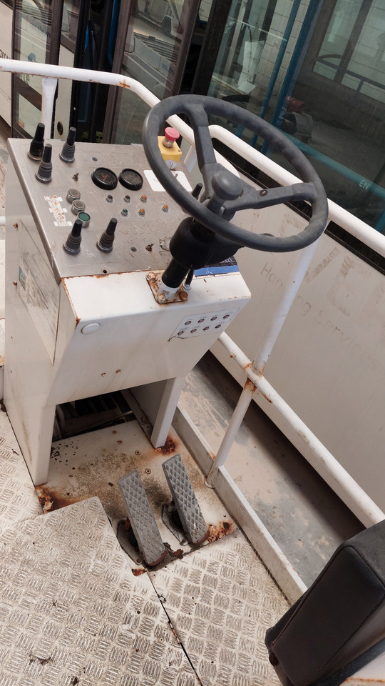 CLT-8 speedloader FMC - Nakladač kontajnerov/ Paliet: obrázok 4 CLT-8 speedloader FMC - Nakladač kontajnerov/ Paliet: obrázok 4