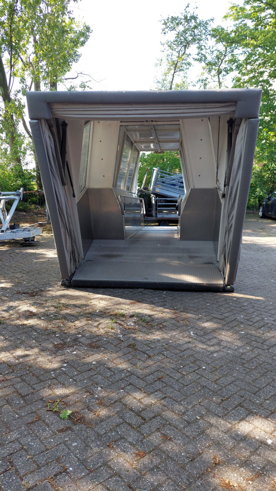 Passenger Stair SPS PTC-15 - Schody pre cestujúcich: obrázok 2 Passenger Stair SPS PTC-15 - Schody pre cestujúcich: obrázok 2