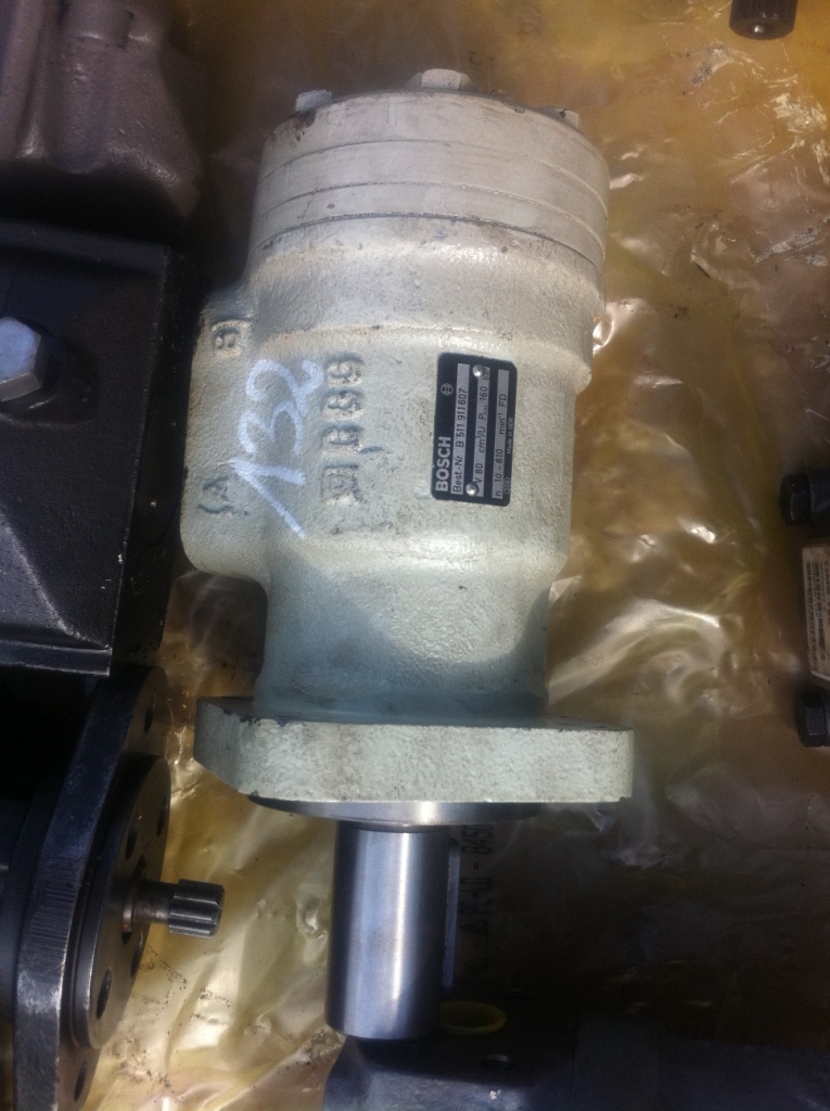 BOSCH B511911607 - Hydraulický motor pre Stavebné stroje: obrázok 1 BOSCH B511911607 - Hydraulický motor pre Stavebné stroje: obrázok 1