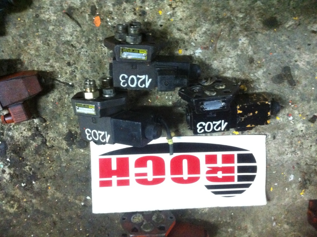 PARKER SP-D2-18M-9-10 M18x1,5 A6DIN24340 - 1 SEKCYJNY + D1VW-30-B-JJ-53 + CEWKA 24VDC - Hydraulický ventil pre Stavebné stroje: obrázok 1 PARKER SP-D2-18M-9-10 M18x1,5 A6DIN24340 - 1 SEKCYJNY + D1VW-30-B-JJ-53 + CEWKA 24VDC - Hydraulický ventil pre Stavebné stroje: obrázok 1