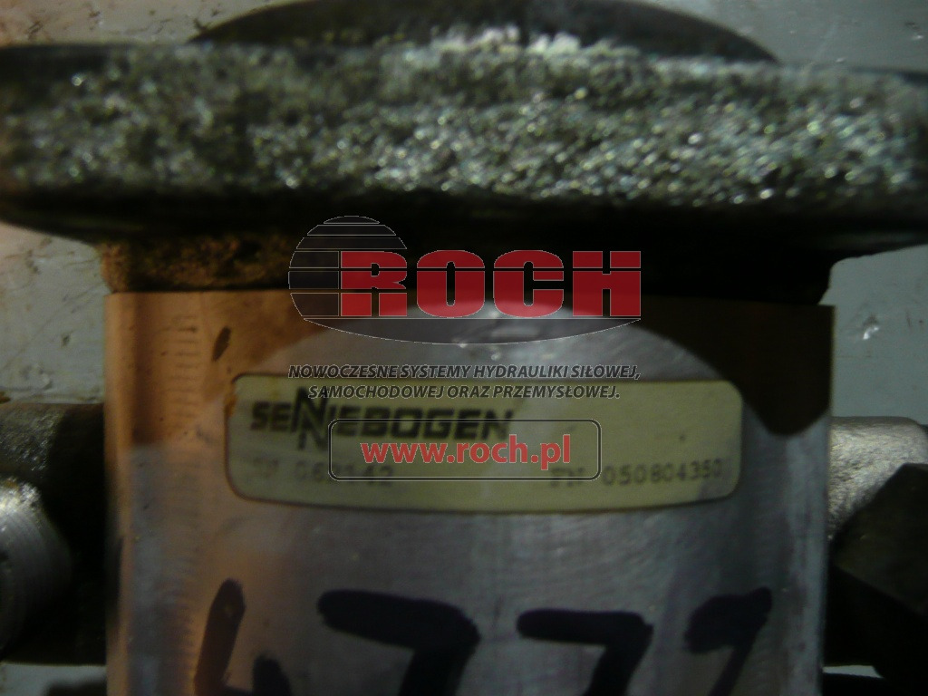 SENNEBOGEN 062142 - Hydraulický motor: obrázok 1 SENNEBOGEN 062142 - Hydraulický motor: obrázok 1