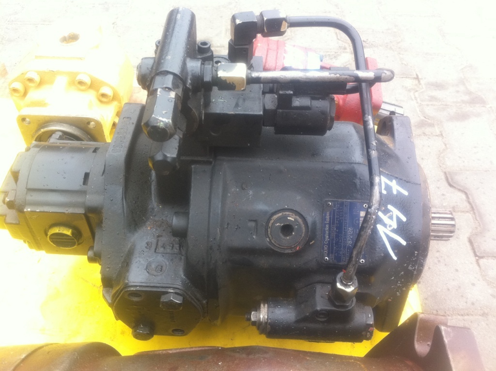 VOLVO A10VO74DFLR/31R-S1337VSC12H00 02431764 - Hydraulické čerpadlo pre Rýpadlo-nakladač: obrázok 1 VOLVO A10VO74DFLR/31R-S1337VSC12H00 02431764 - Hydraulické čerpadlo pre Rýpadlo-nakladač: obrázok 1